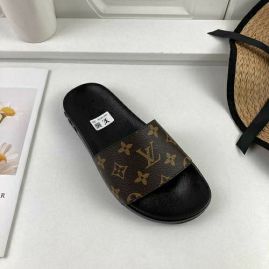 Picture of LV Slippers _SKU601984186242011